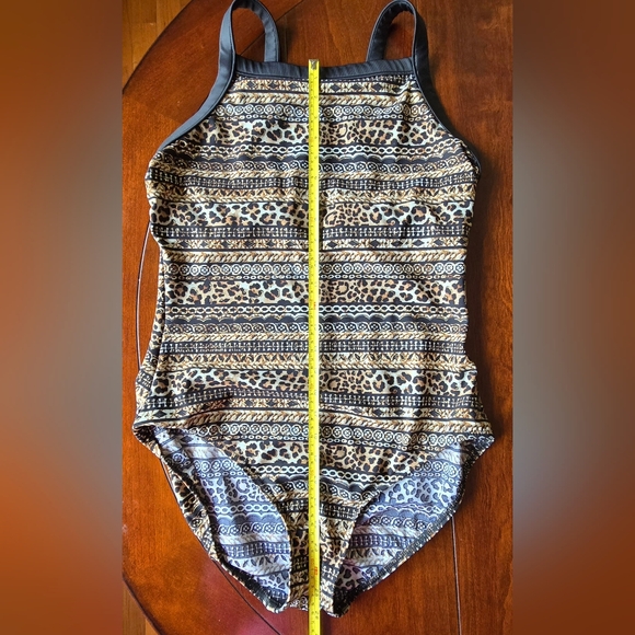 Miraclesuit One Piece Swimsuit Animal Print 14 Beach Resortwear Summer Coastal - Picture 4 of 9